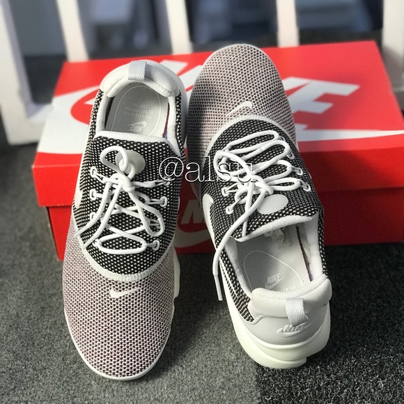 NWT Nike Air Pesto Fly SE Vast Gray WMNS - Picture 5 of 8